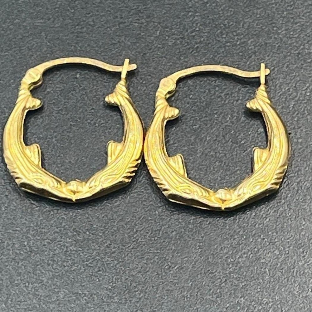 DN 14K Yellow Gold Vintage Kissing Fish Whale Hoop Huggie Earrings 1.44 grams